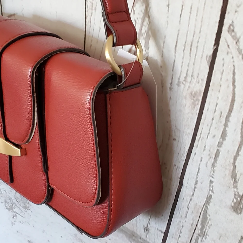 Time and Tru recycled materials vinyl hidden pocket shoulder bag red
